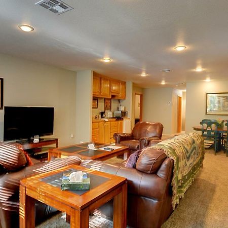 Morrisons Rogue River Lodge Merlin Екстериор снимка