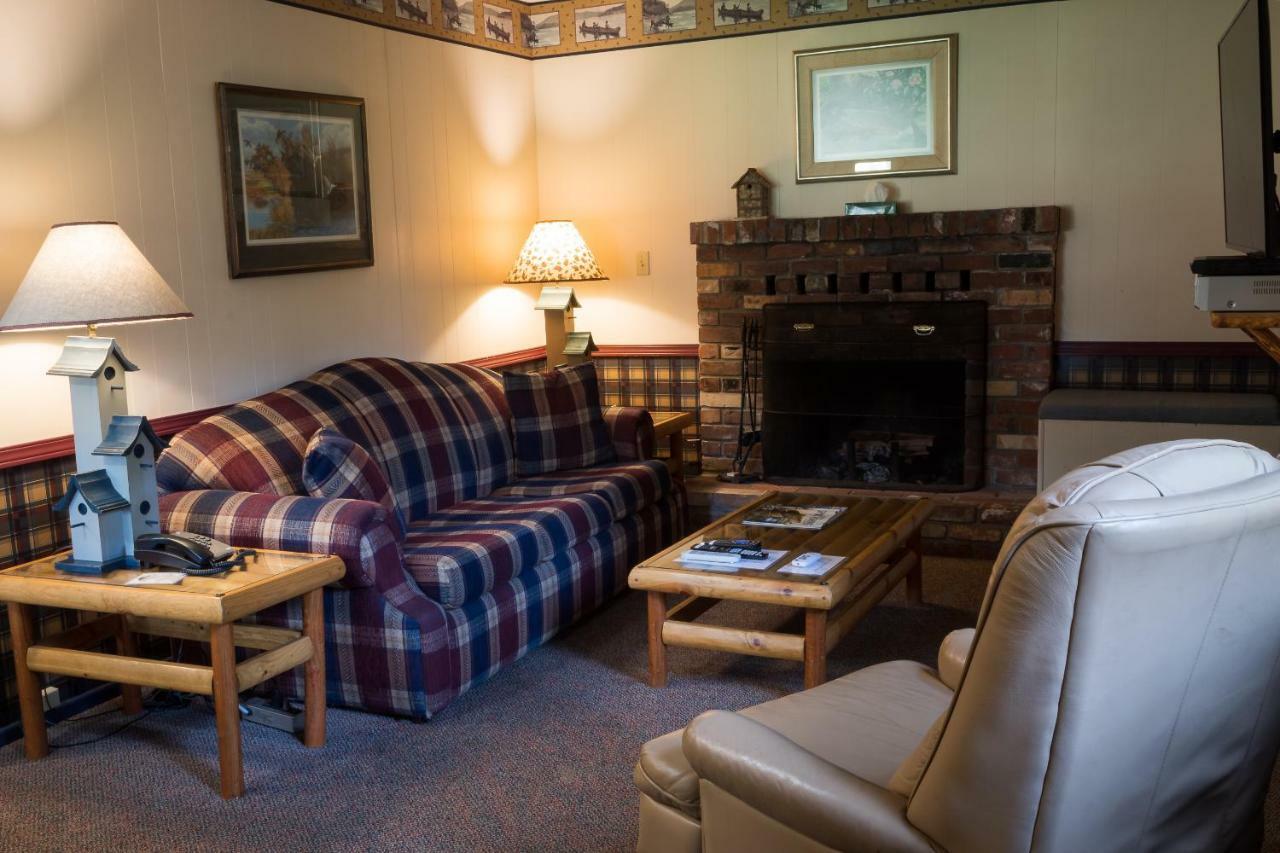 Morrisons Rogue River Lodge Merlin Екстериор снимка